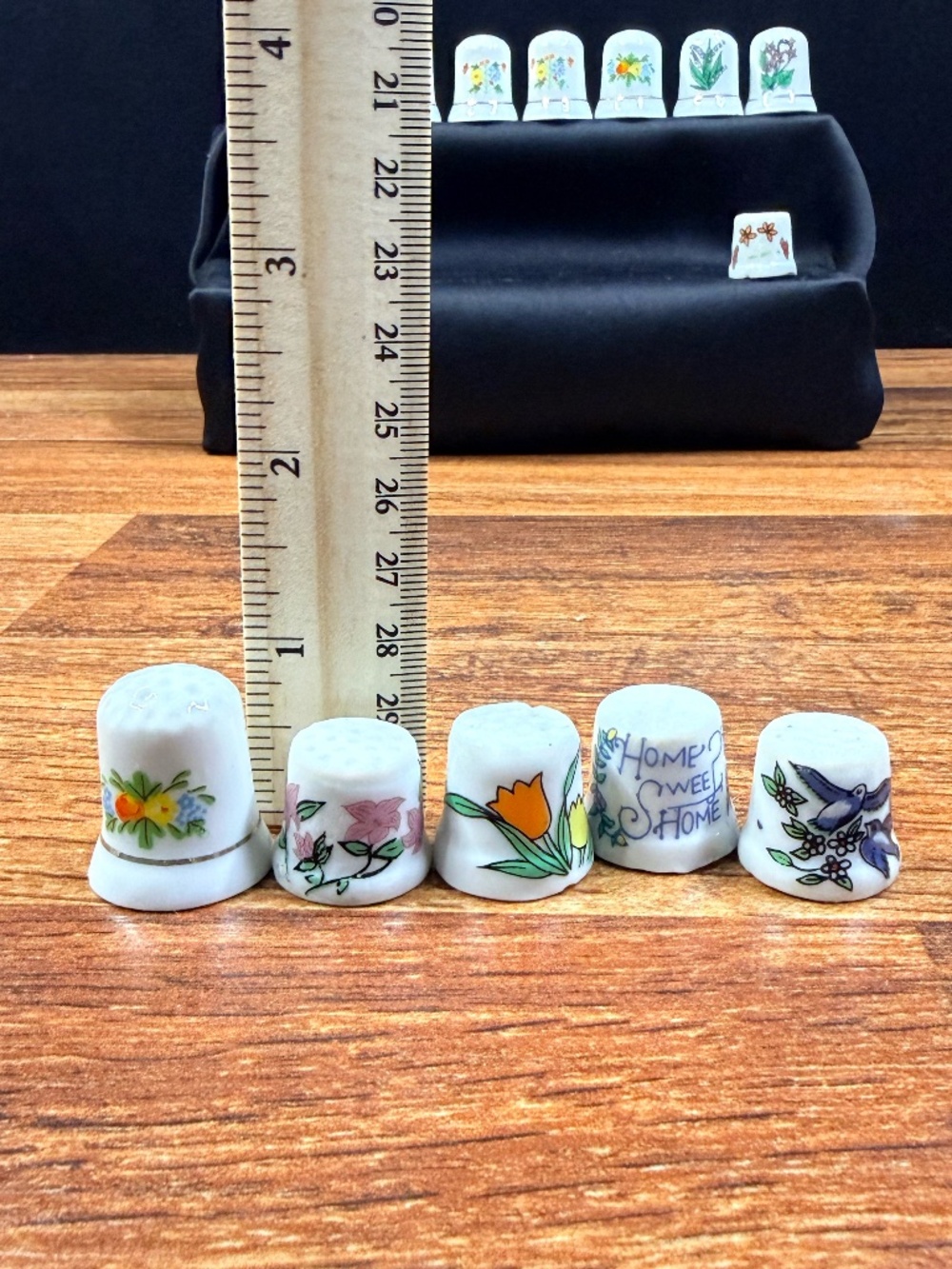 Vintage Thimbles Lot (25) - Picture 4 of 14